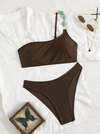 Elegantly Styled Top for Everyday Wear