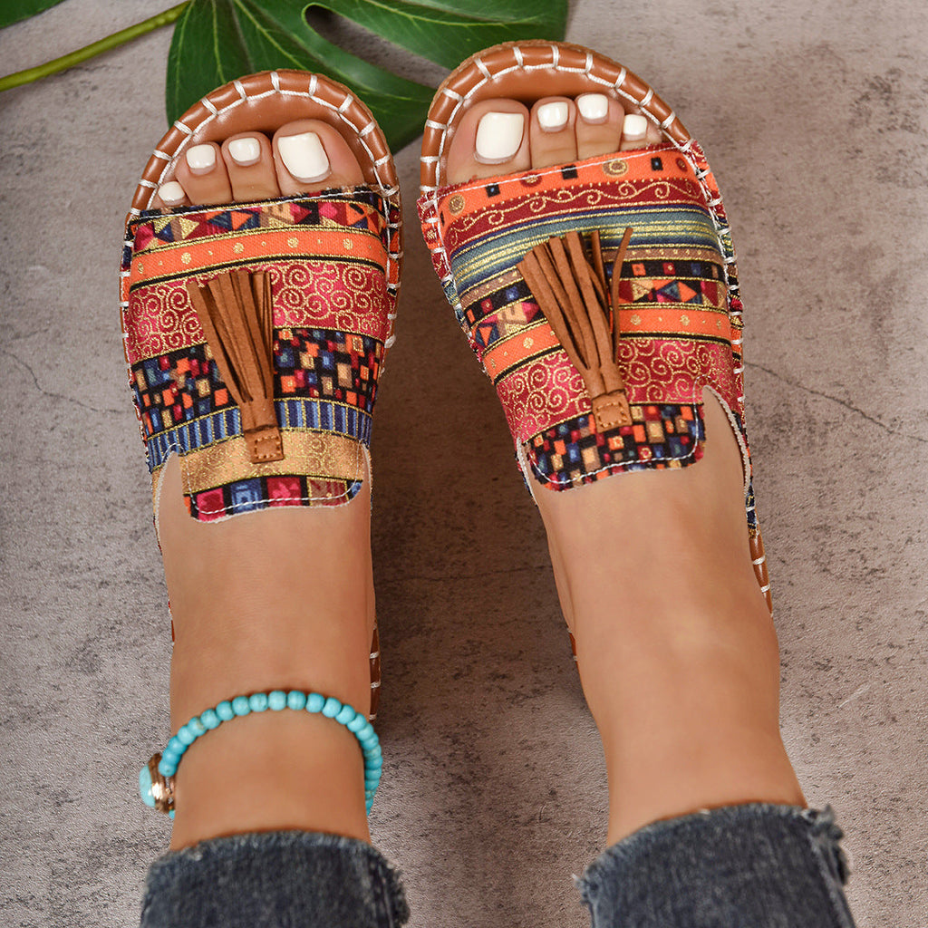Graceful Orthopedic Sandals for Modern Look