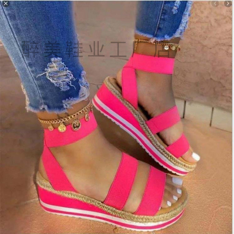 Chic Orthopedic Sandals with Unique Design
