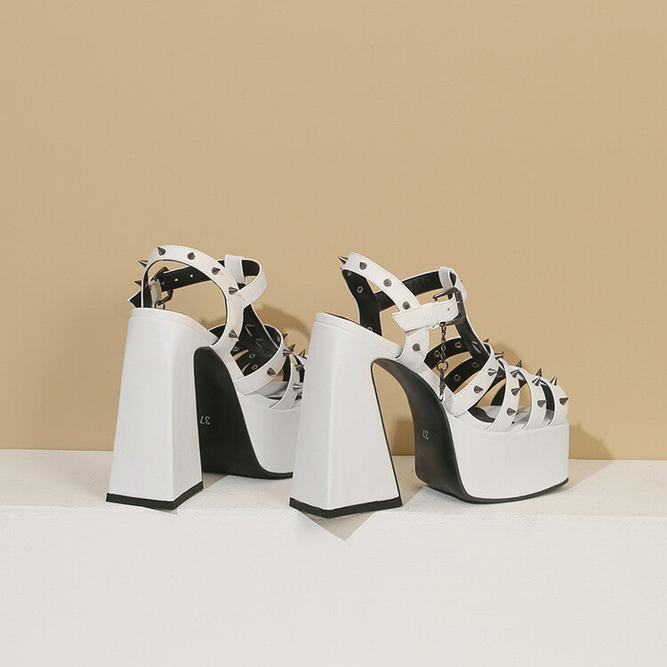 Beautifully Crafted Orthopedic Sandals