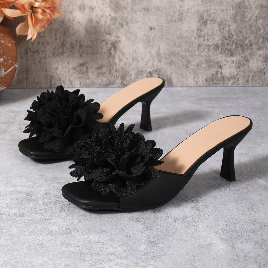 Chic Orthopedic Sandals with Unique Design