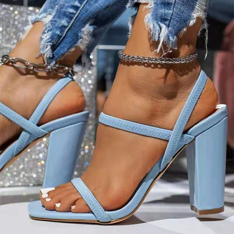 Chic Orthopedic Sandals with Unique Design
