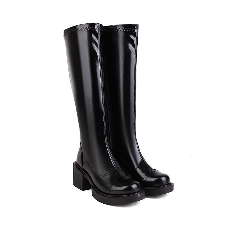 Graceful Orthopedic Boots for Modern Look