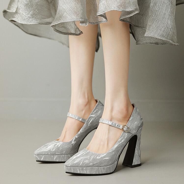 Chic Orthopedic Shoes with Unique Design