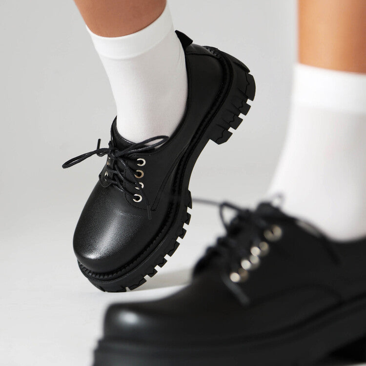 Classic Orthopedic Shoes with Timeless Style