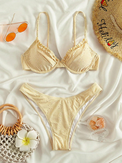 Sophisticated Top With a Clean Classic Look
