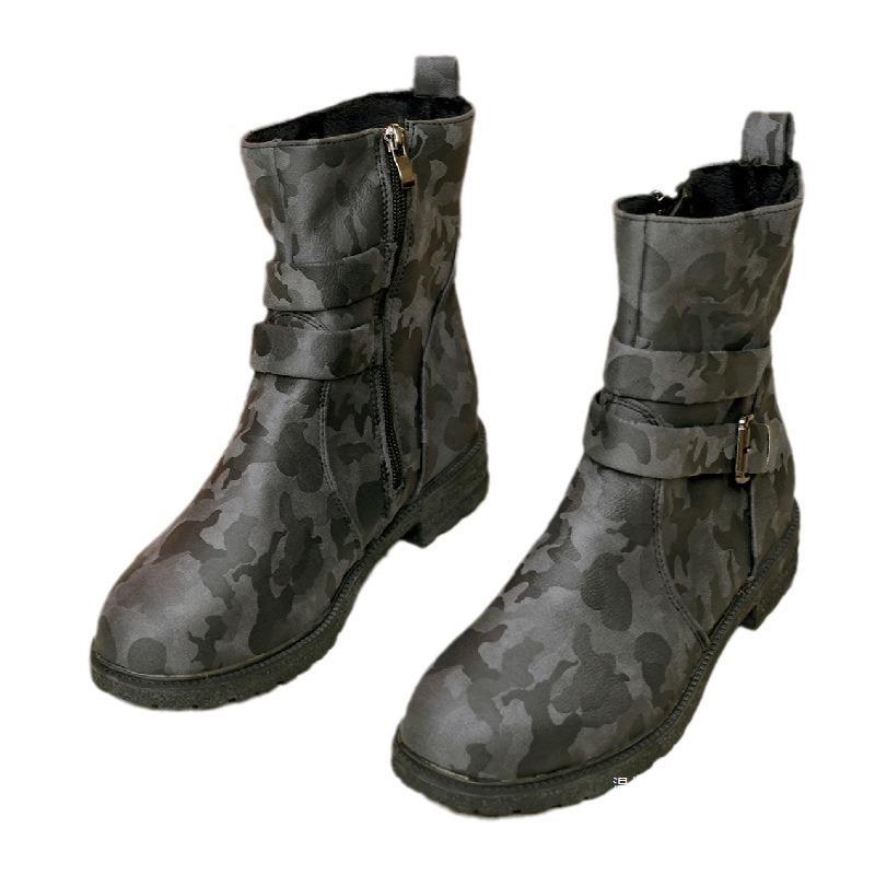 Graceful Orthopedic Boots for Modern Look