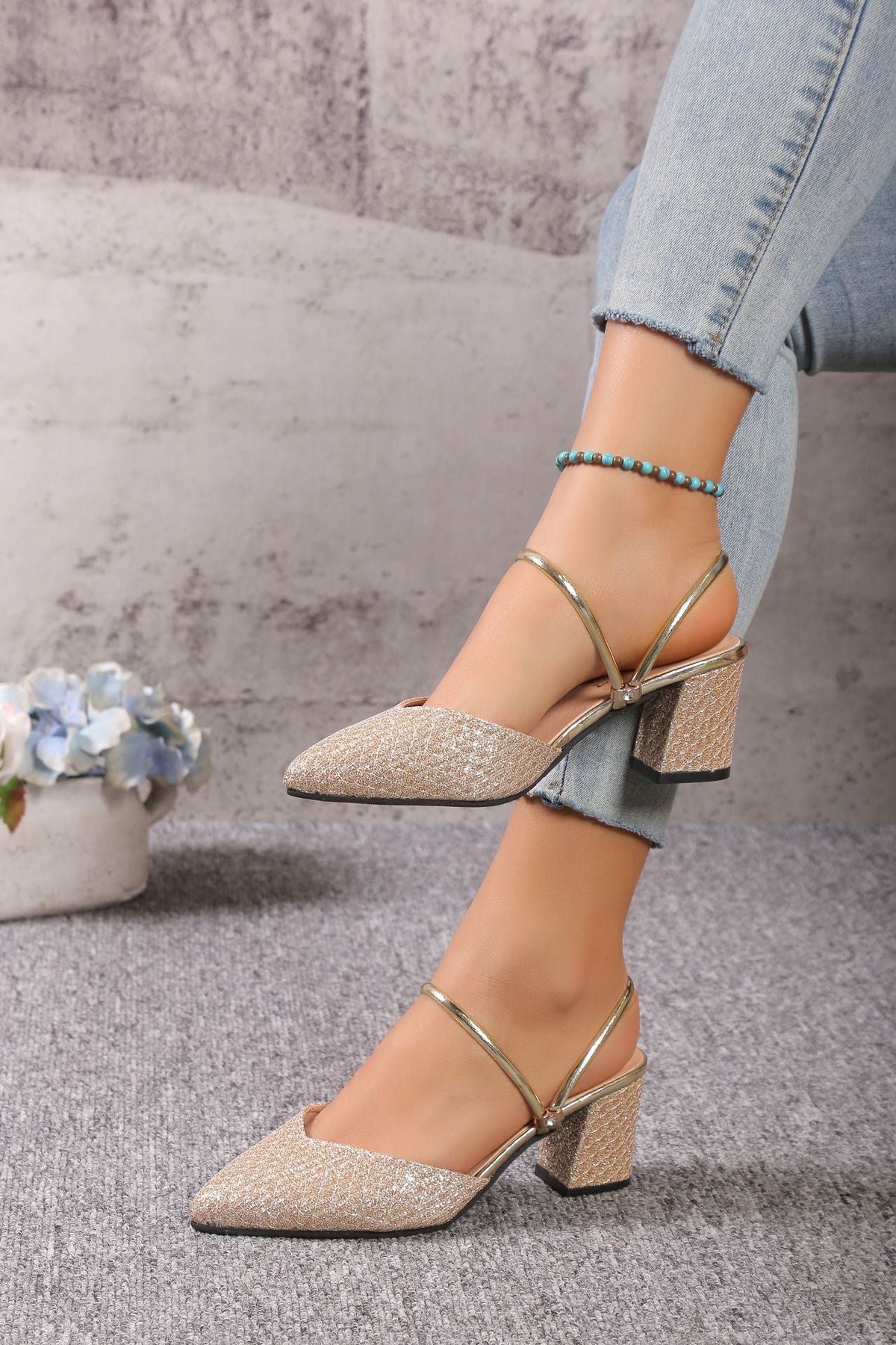 Chic Orthopedic Heels with Unique Design