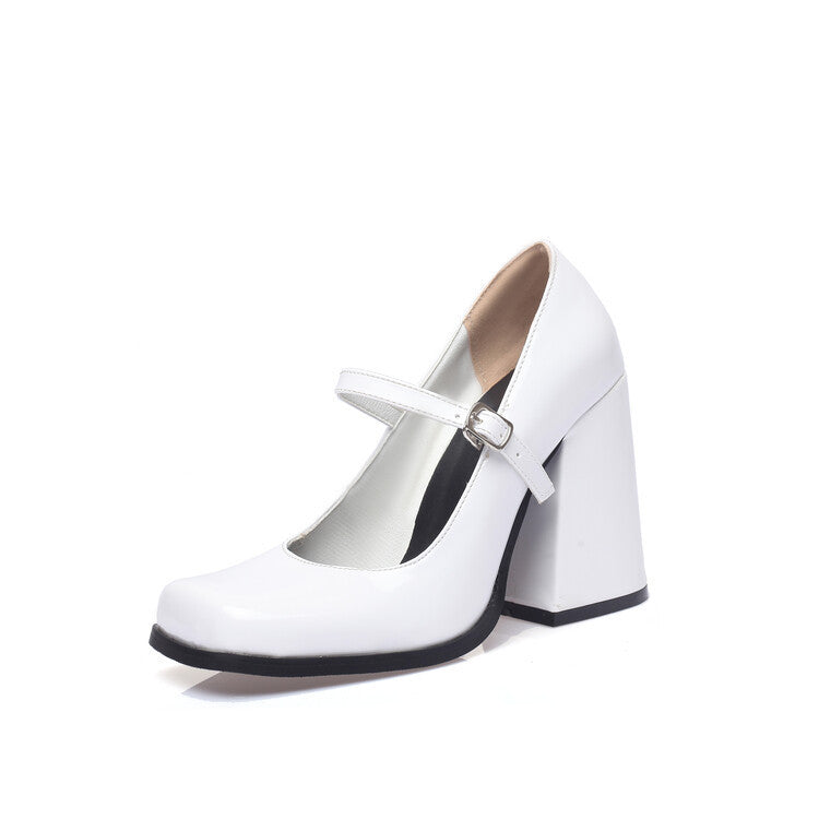 Chic Orthopedic Shoes with Unique Design