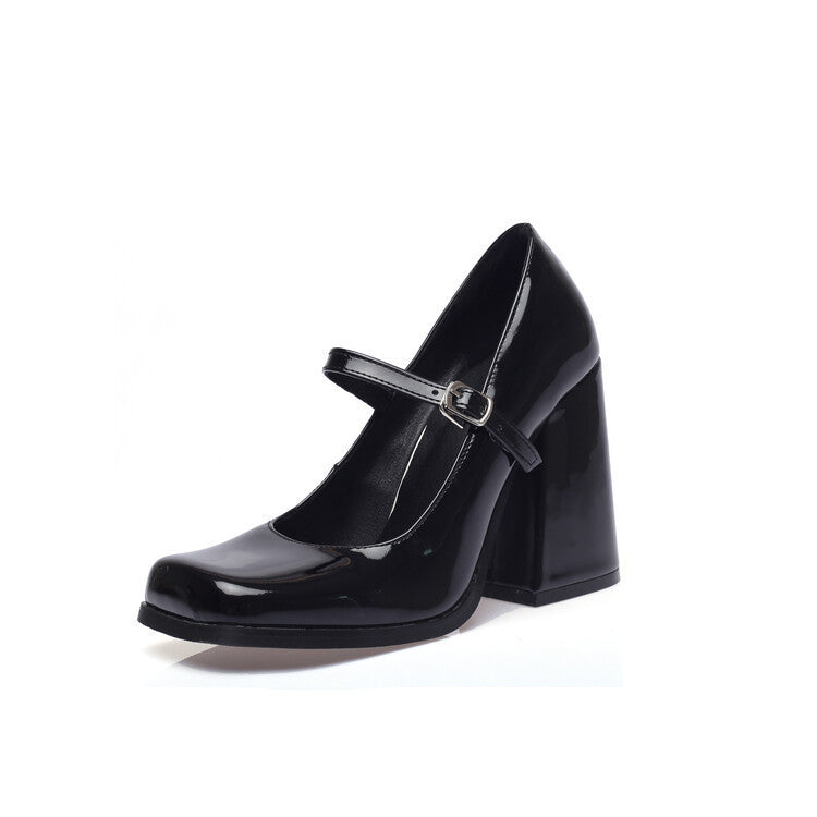 Chic Orthopedic Shoes with Unique Design