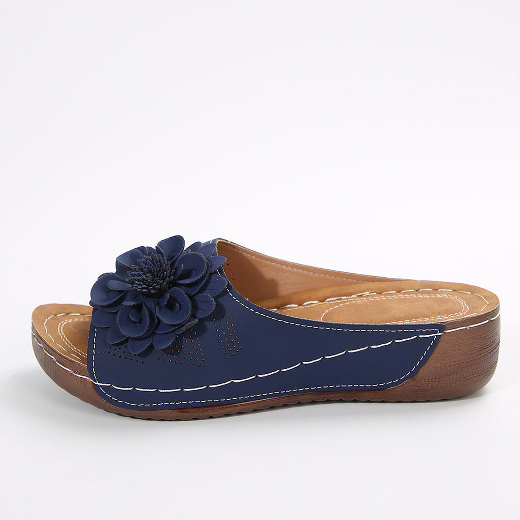 Chic Orthopedic Sandals with Unique Design