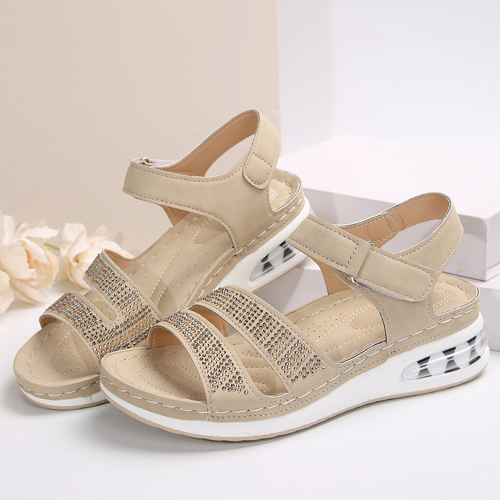 Chic Orthopedic Sandals with Unique Design