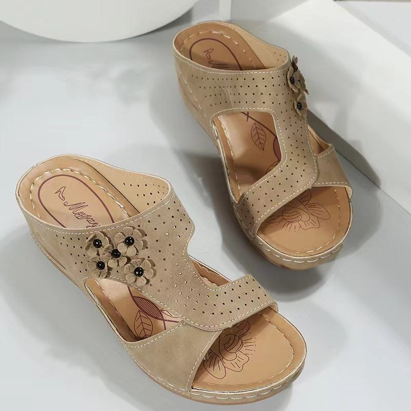 Graceful Orthopedic Sandals for Modern Look