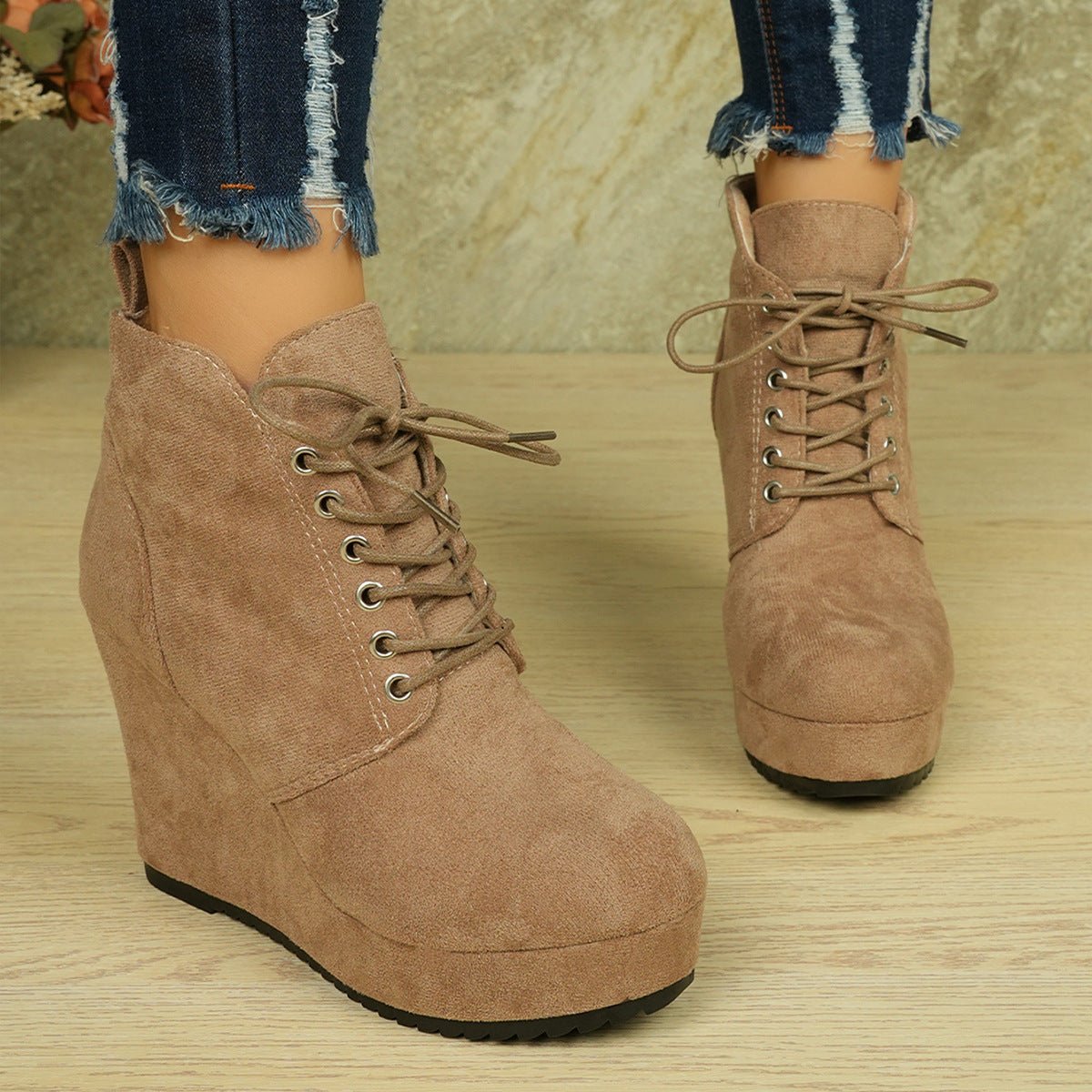 Graceful Orthopedic Boots for Modern Look