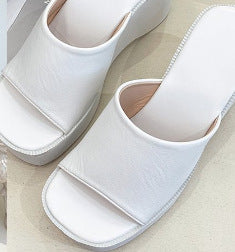 Chic Orthopedic Sandals with Unique Design