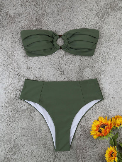 Finely Styled Top With a Classic Look