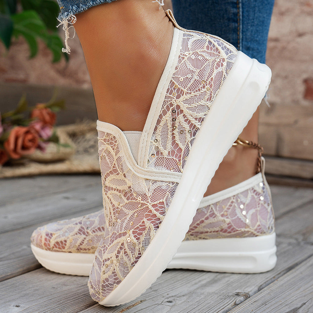 Graceful Orthopedic Trainers for Modern Look