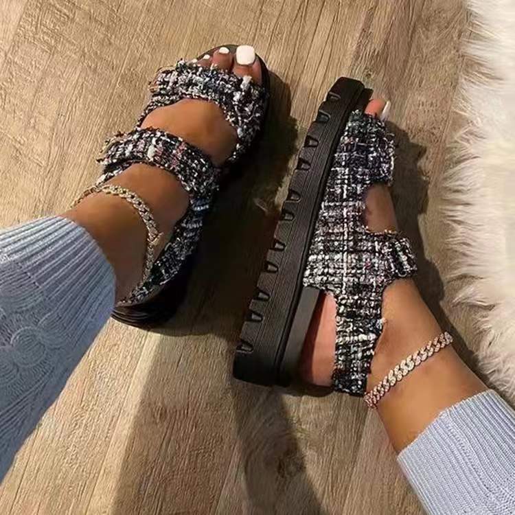 Chic Orthopedic Sandals with Unique Design