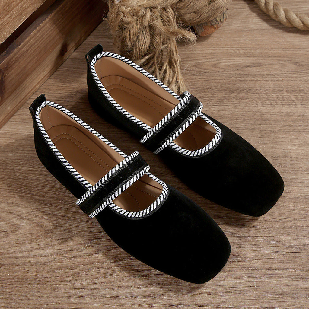Graceful Orthopedic Shoes for Modern Look