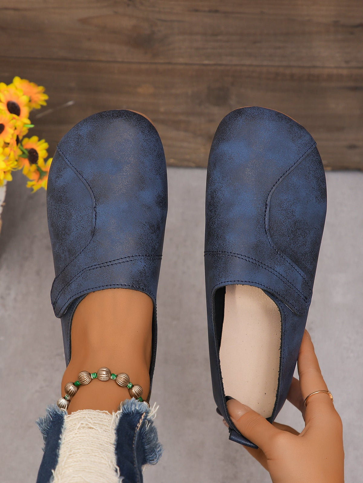 Graceful Orthopedic Shoes for Modern Look