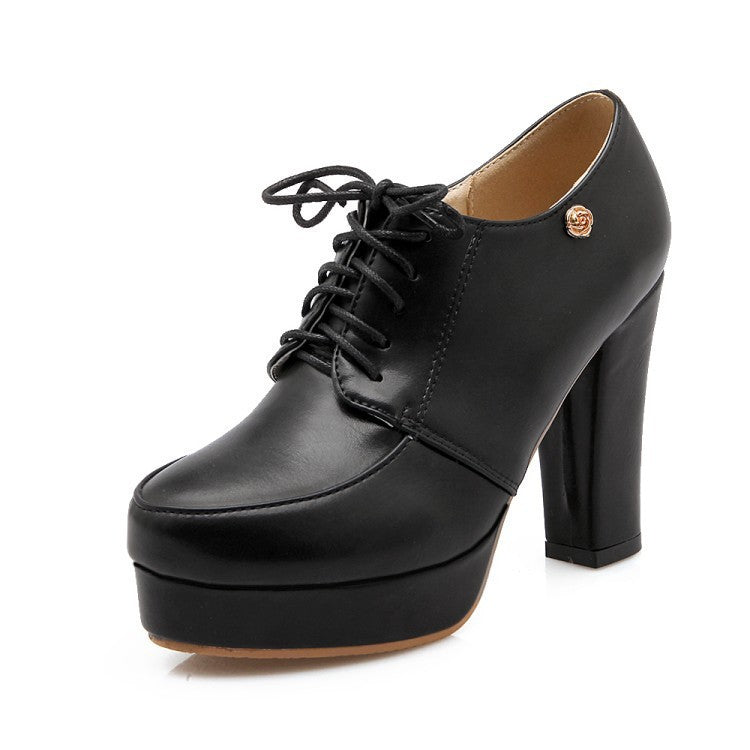 Chic Orthopedic Heels with Unique Design