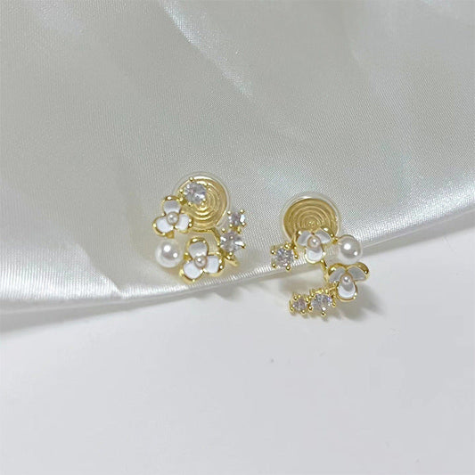 Harlan Camellia Pearl Earrings