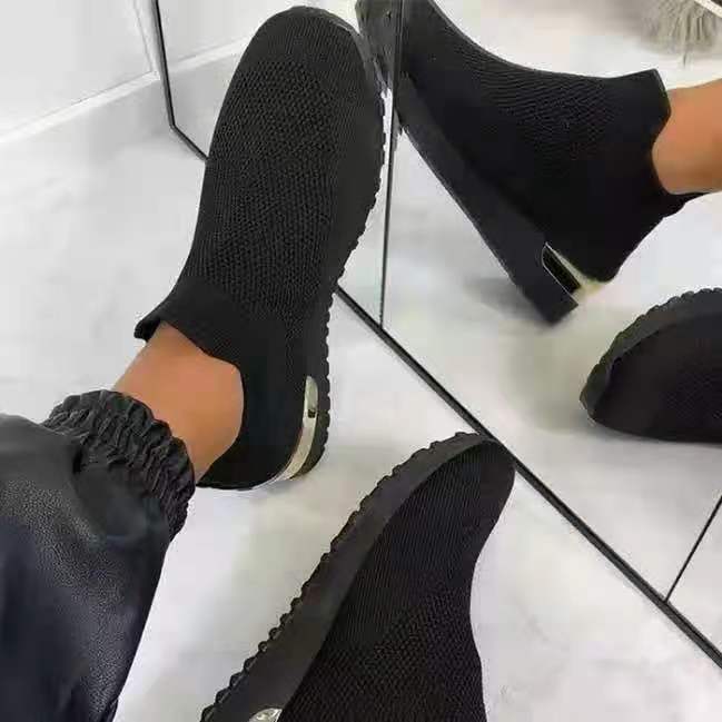 Graceful Orthopedic Shoes for Modern Look