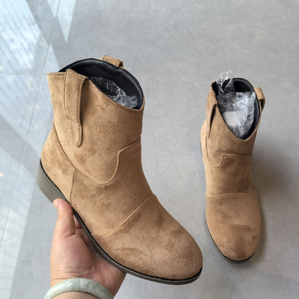 Classic Orthopedic Boots with Timeless Style