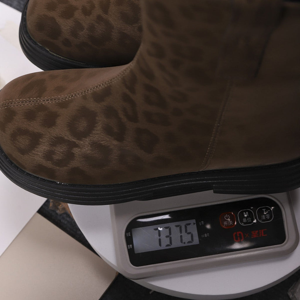 Graceful Orthopedic Boots for Modern Look