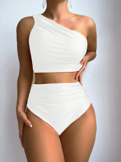 Finely Styled Top With a Classic Look