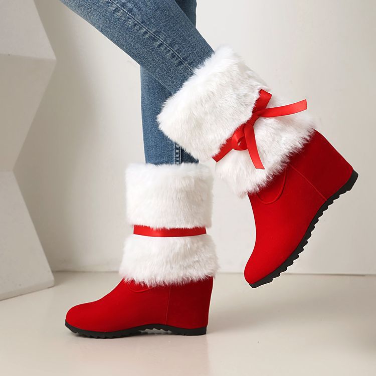 Chic Orthopedic Boots with Unique Design