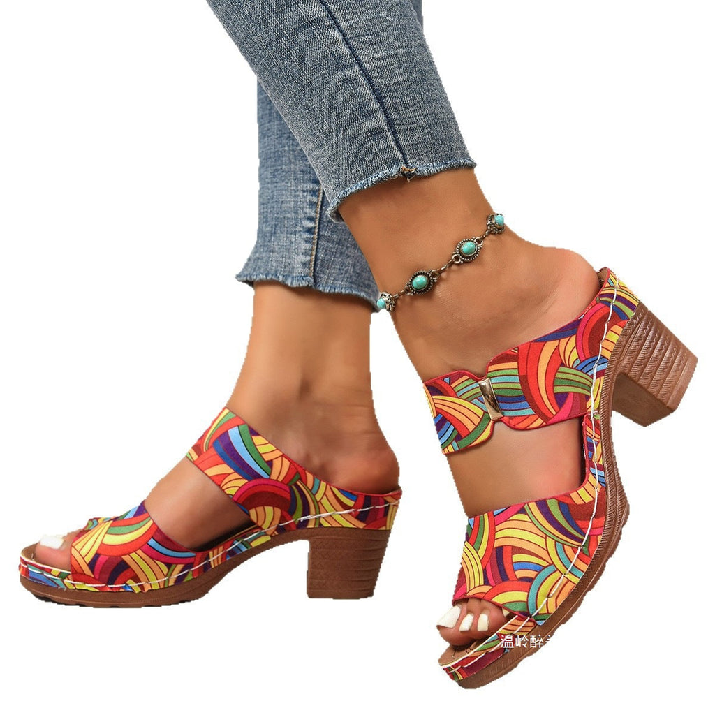 Chic Orthopedic Sandals with Unique Design