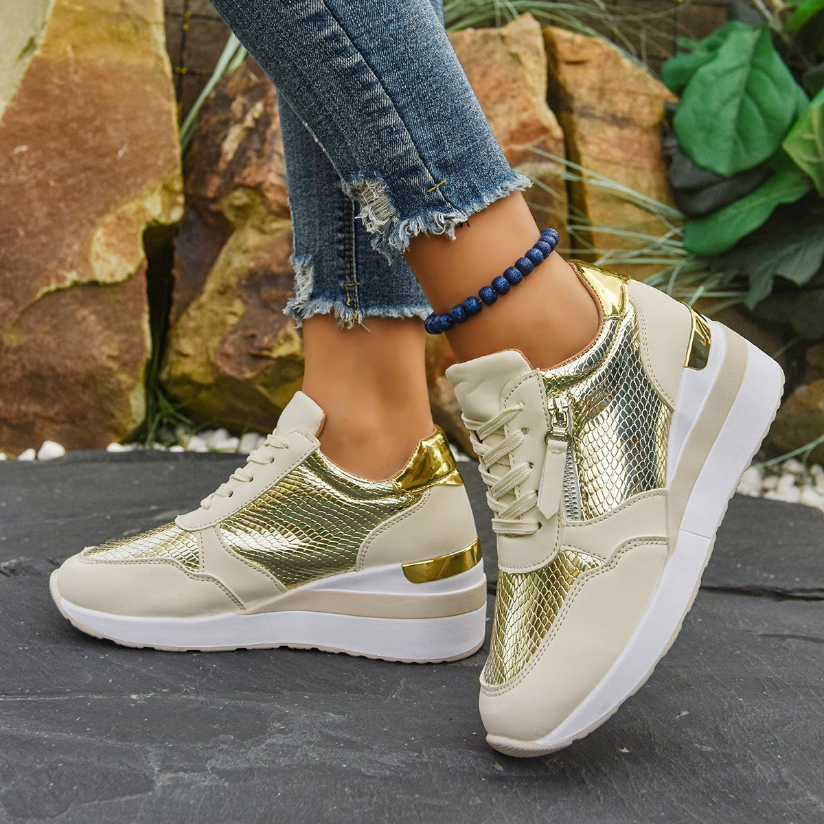 Classic Orthopedic Trainers with Timeless Style