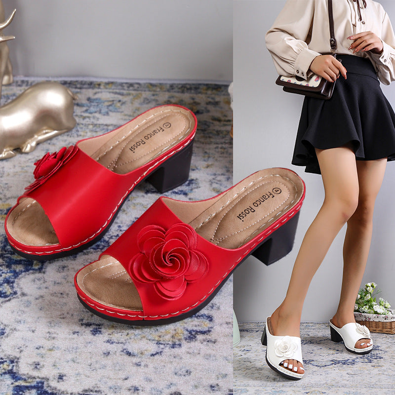Graceful Orthopedic Sandals for Modern Look