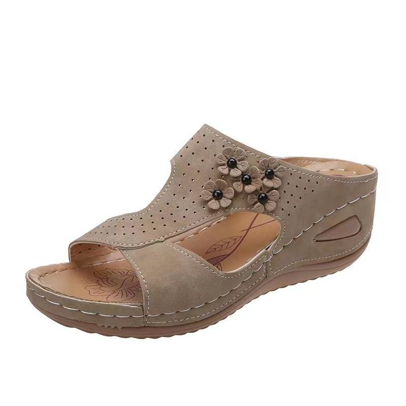 Graceful Orthopedic Sandals for Modern Look