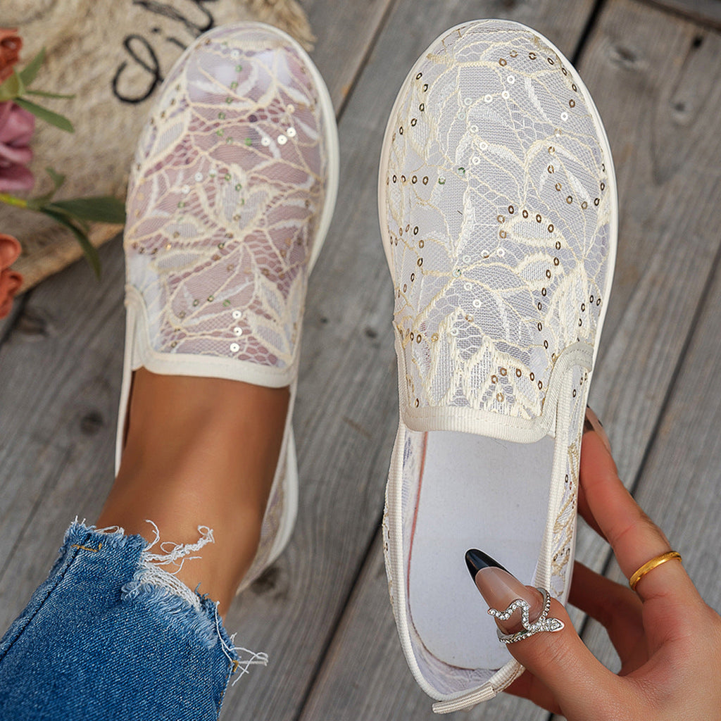 Graceful Orthopedic Trainers for Modern Look