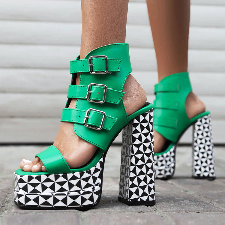 Graceful Orthopedic Sandals for Modern Look