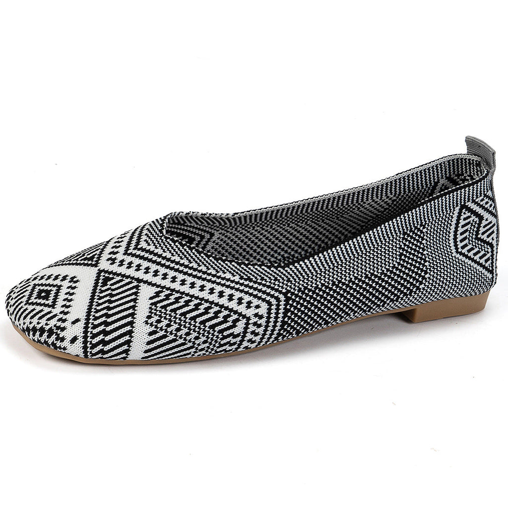 Chic Orthopedic Shoes with Unique Design