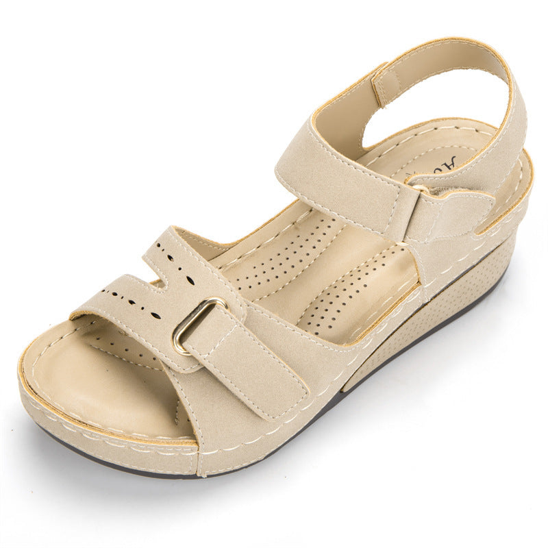 Chic Orthopedic Sandals with Unique Design