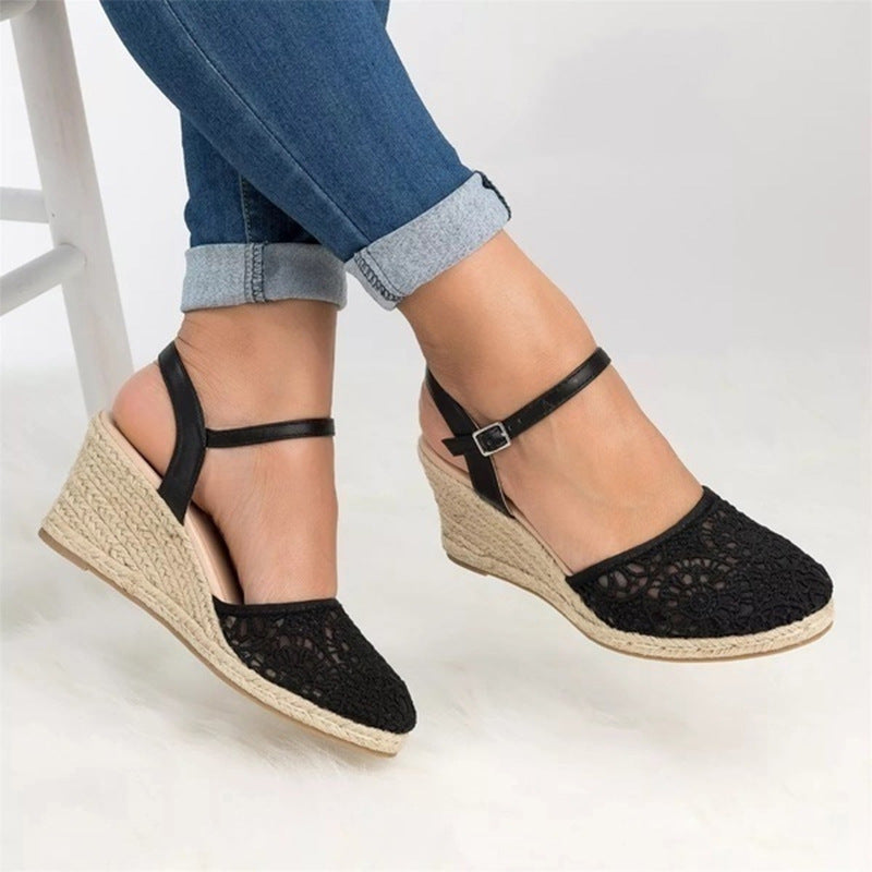 Graceful Orthopedic Sandals for Modern Look