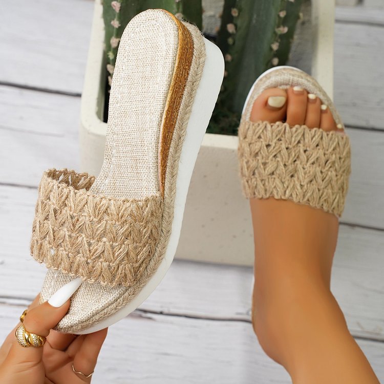 Chic Orthopedic Sandals with Unique Design