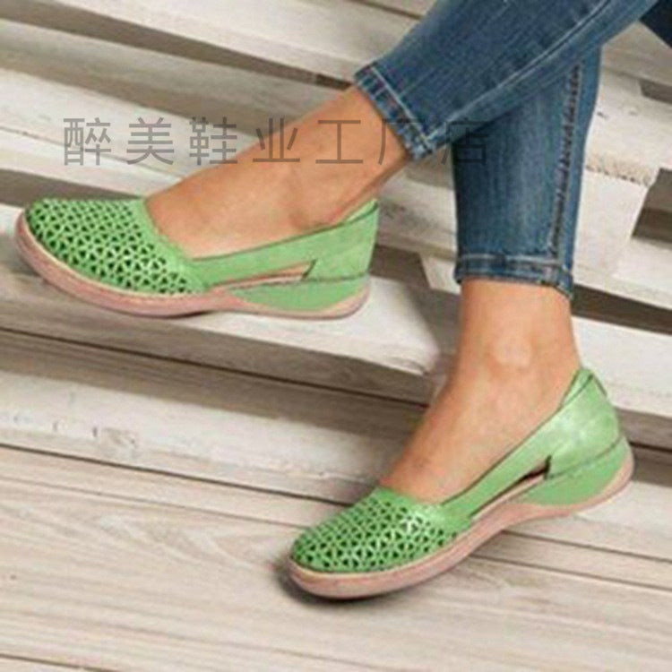Chic Orthopedic Sandals with Unique Design