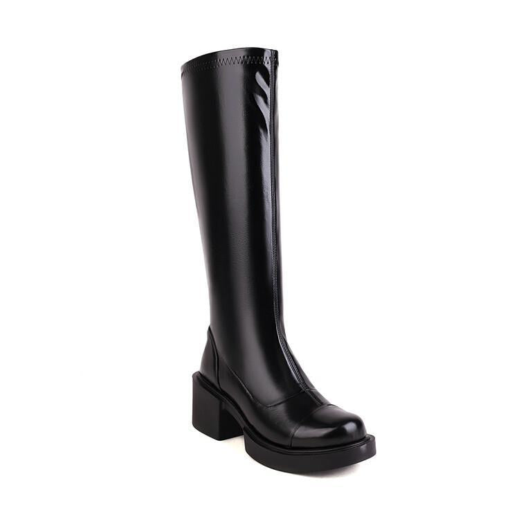 Graceful Orthopedic Boots for Modern Look