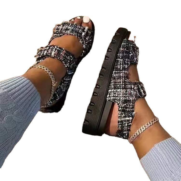 Chic Orthopedic Sandals with Unique Design
