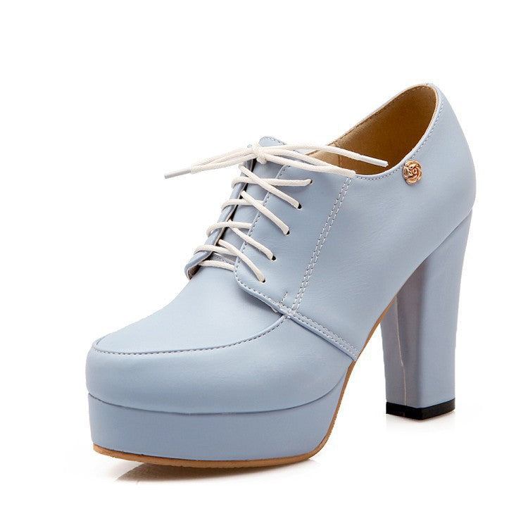 Chic Orthopedic Heels with Unique Design