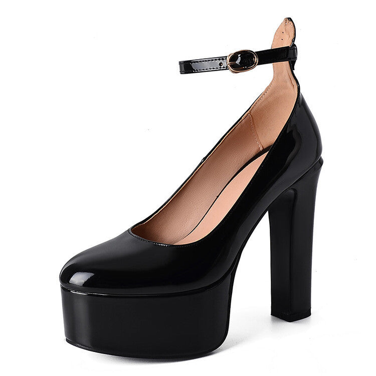 Chic Orthopedic Shoes with Unique Design