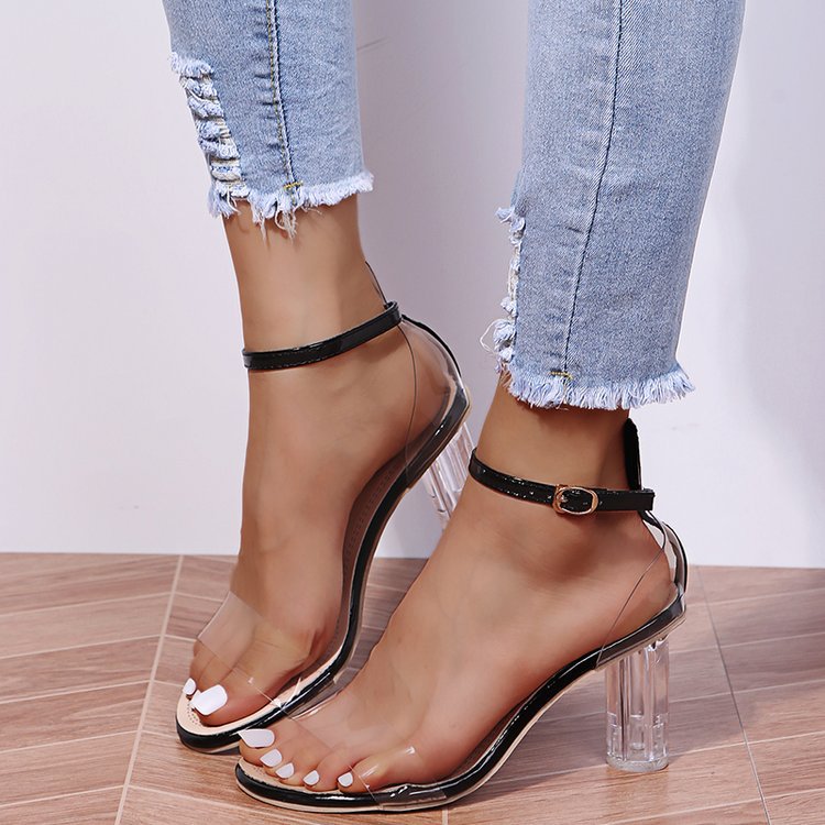 Graceful Orthopedic Shoes for Modern Look