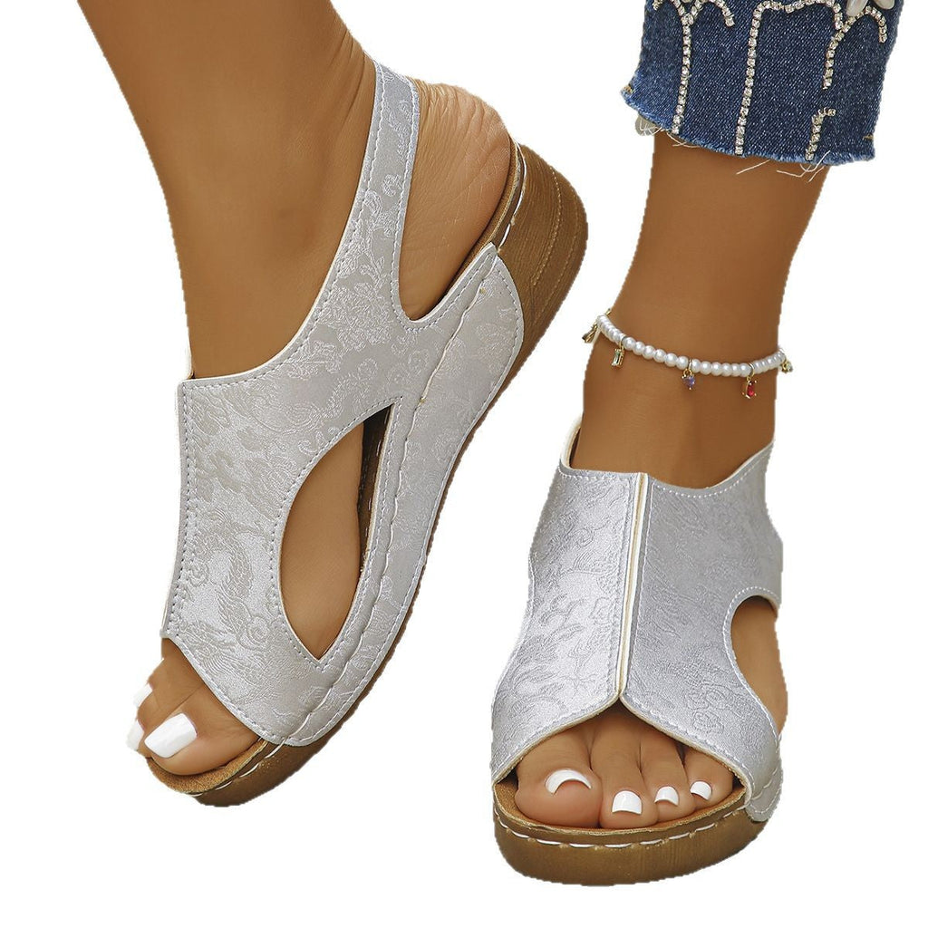 Graceful Orthopedic Sandals for Modern Look
