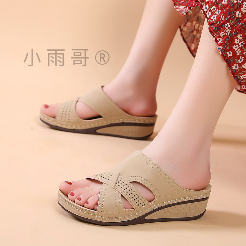 Graceful Orthopedic Sandals for Modern Look