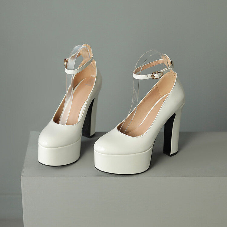 Chic Orthopedic Shoes with Unique Design